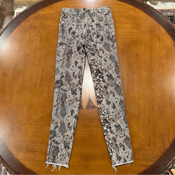 NEW We the Free Raw Hem Snakeskin Print Jeggings Size 25 Skinny Jeans - Picture 5 of 16